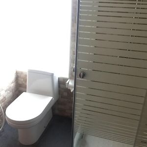 Standard Zimmer mit Kingsize-Bett